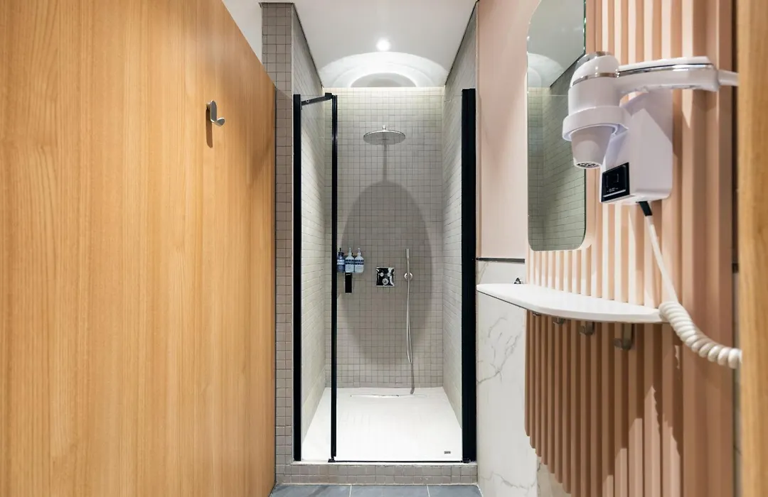 Yotelair Istanbul Airport, Duty Free - International Transit Area-1